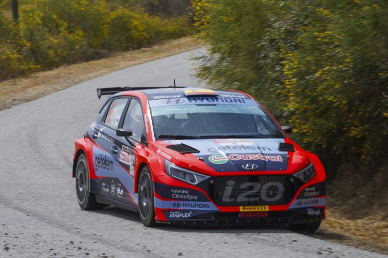 rali-castelo-branco---vila-velha-de-rydyo-kris-meeke-armindo-arayjo-e-josy-pedro-fontes-penalizados.-sordo-y-o-vencedor
