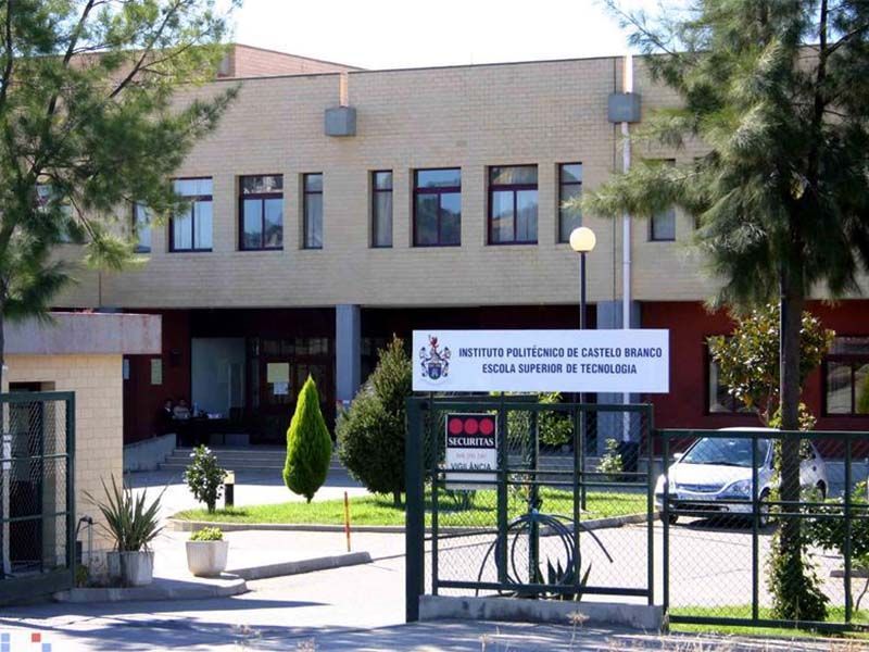 Caloiros de Engenharia Civil do ano 2000 regressam a Castelo Branco 25 anos depois
