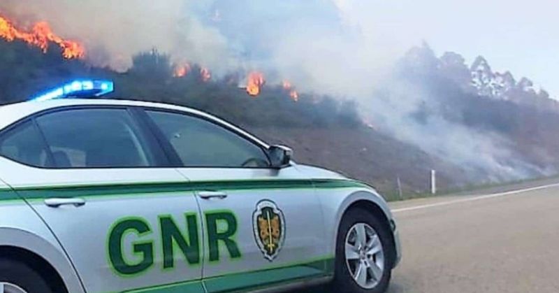 Incêndios cortam Estrada Nacional 18 entre Vila Velha de Ródão e Nisa